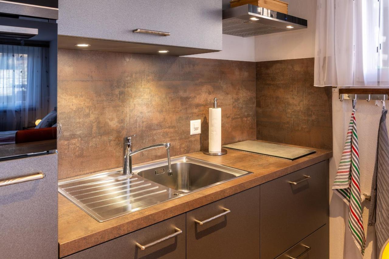 Studio Roseline - Smart & Modern เกรเชิน ภายนอก รูปภาพ