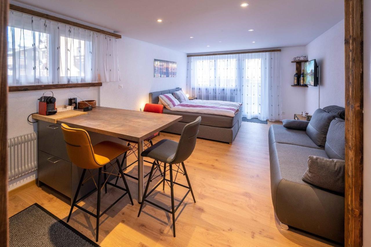 Studio Roseline - Smart & Modern เกรเชิน ภายนอก รูปภาพ